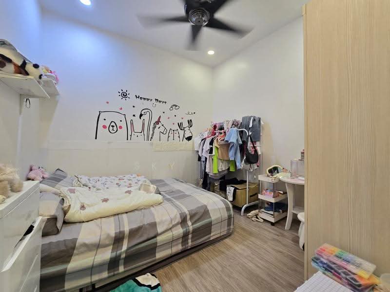 Rumah Teres 1.5-Tingkat untuk Dijual di Bandar Indahpura (Kulai) - Sky Tan - Bedroom - PropertyGuru.com.my