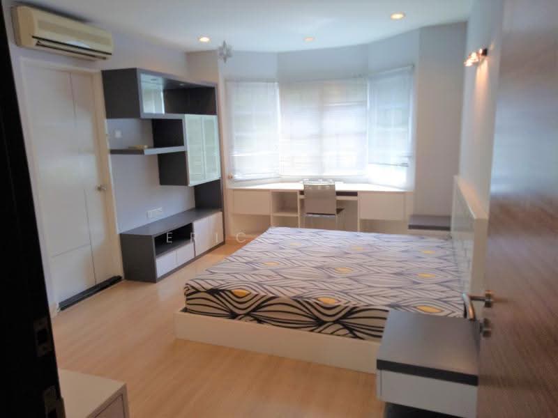 Bungalow House for Sale in Taman United (Jalan Klang Lama (Old Klang Road)) - Eric Chan - Bedroom - PropertyGuru.com.my