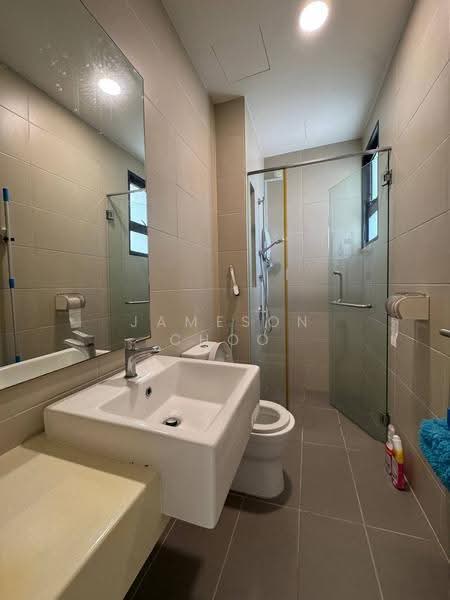 Kediaman Servis untuk Dijual di Sunway Citrine Residences - Jameson Choo - Bathroom - PropertyGuru.com.my