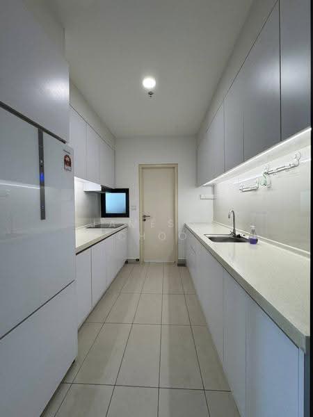 Kediaman Servis untuk Dijual di Sunway Citrine Residences - Jameson Choo - Kitchen - PropertyGuru.com.my