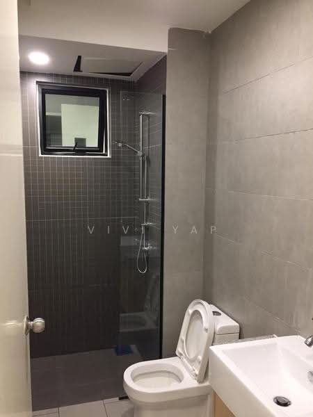 Kondominium untuk Dijual di Paragon 3 - Vivi Yap - Bathroom - PropertyGuru.com.my