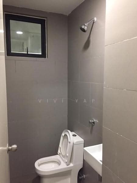 Kondominium untuk Dijual di Paragon 3 - Vivi Yap - Bathroom - PropertyGuru.com.my