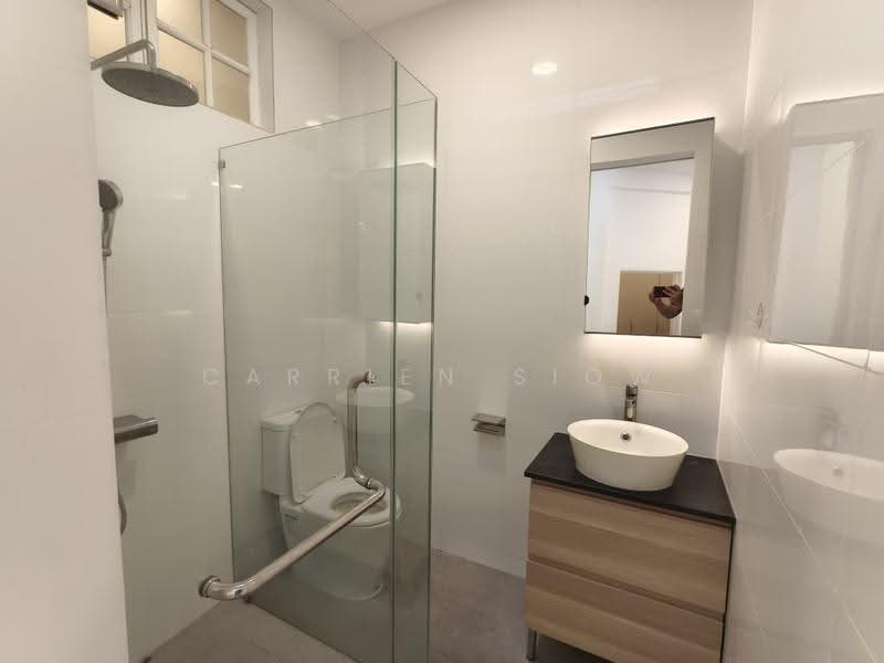 Bungalow House for Sale in Leisure Farm (Gelang Patah) - Carrien Siow - Bathroom - PropertyGuru.com.my