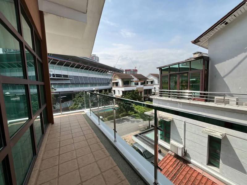 Bungalow House for Rent in Subang Jaya (Selangor) - Syakir Adman - Balcony - PropertyGuru.com.my