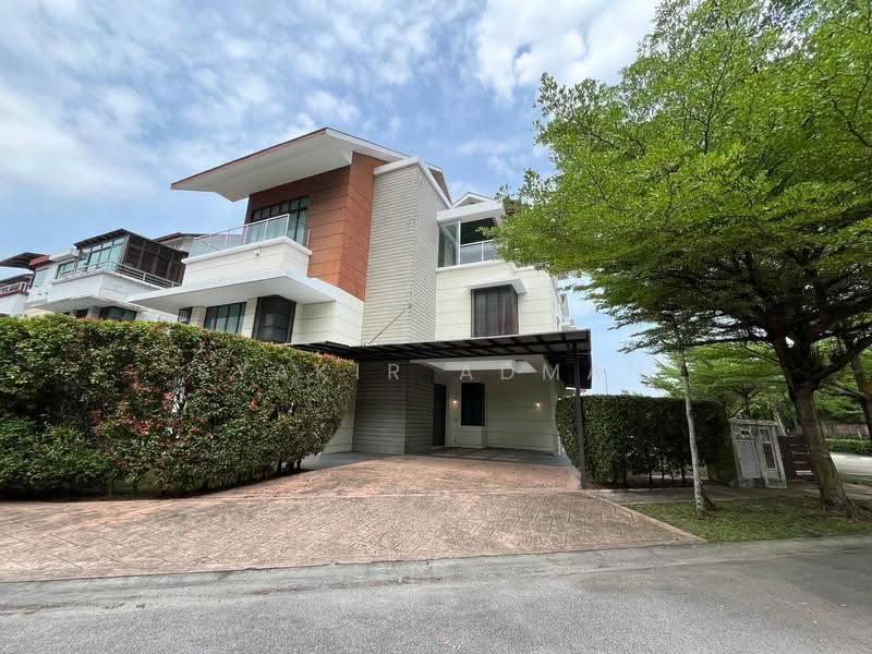 Bungalow House for Rent in Subang Jaya (Selangor) - Syakir Adman - Exterior - PropertyGuru.com.my