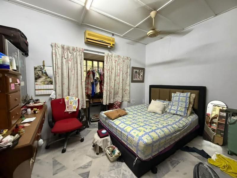 1-storey Terraced House for Sale in Taman Cheras Perdana (Cheras) - Jeslyn Chua - Bedroom - PropertyGuru.com.my