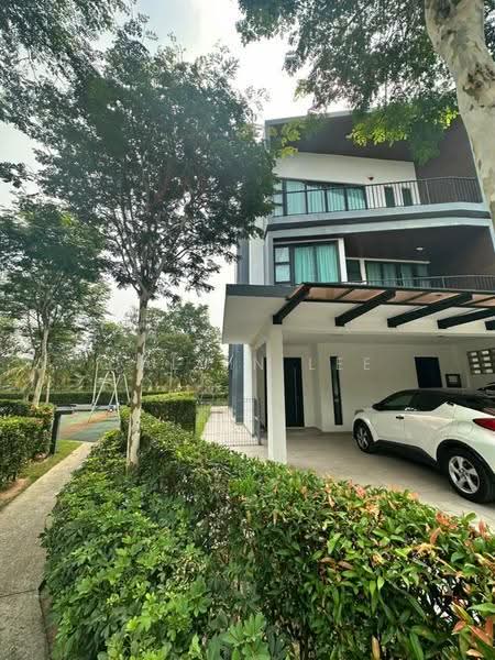 Rumah Teres 3-Tingkat untuk Dijual di Senibong (Permas Jaya) - Calvin Lee - Exterior - PropertyGuru.com.my