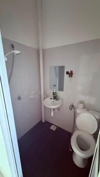 2-storey Terraced House for Rent in Taman Pulai Mutiara (Iskandar Puteri (Nusajaya)) - Jameson Choo - Bathroom - PropertyGuru.com.my