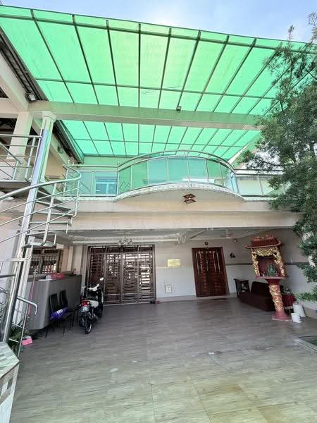 Rumah Teres 2-Tingkat untuk Dijual di Bandar Seri Alam (Masai) - Carrien Siow - Exterior - PropertyGuru.com.my