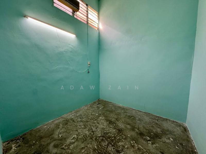 Rumah Teres 1-Tingkat untuk Dijual di Taman Seri Medan Jaya (Telok Panglima Garang) - Adaw Zain - Interior - PropertyGuru.com.my