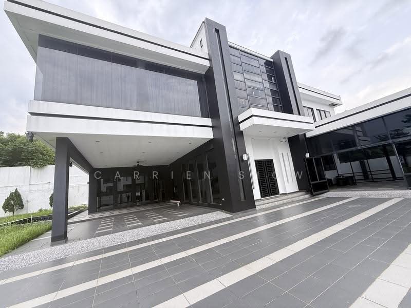 Bungalow House for Sale in Bandar Seri Alam (Masai) - Carrien Siow - Exterior - PropertyGuru.com.my