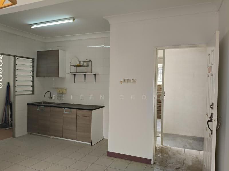 Apartment for Sale at Cahaya Permai - Eileen Chong - Kitchen - PropertyGuru.com.my