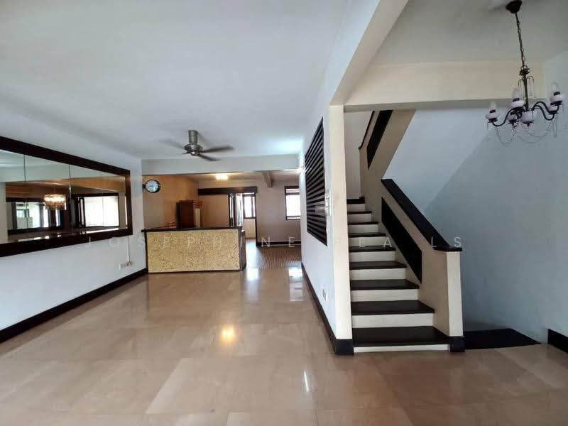 2.5-storey Terraced House for Sale in Taman Seputeh (Seputeh) - Josephine Pea LS - Living Room - PropertyGuru.com.my