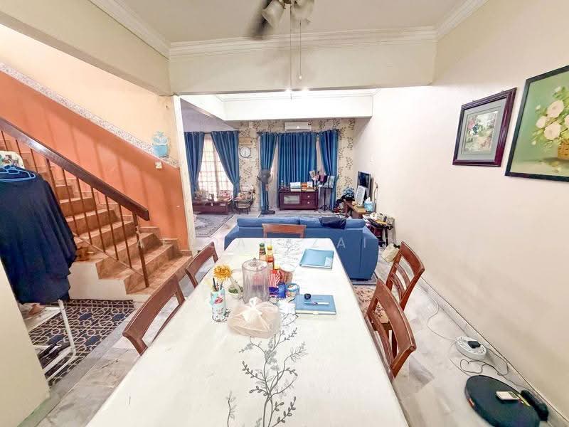 2-storey Terraced House for Sale in Bandar Tun Hussein Onn (Cheras) - Afiqah zaidi - Living Room - PropertyGuru.com.my