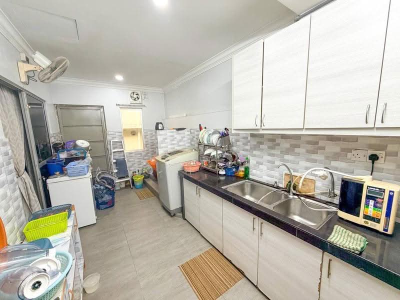2-storey Terraced House for Sale in Bandar Tun Hussein Onn (Cheras) - Afiqah zaidi - Kitchen - PropertyGuru.com.my