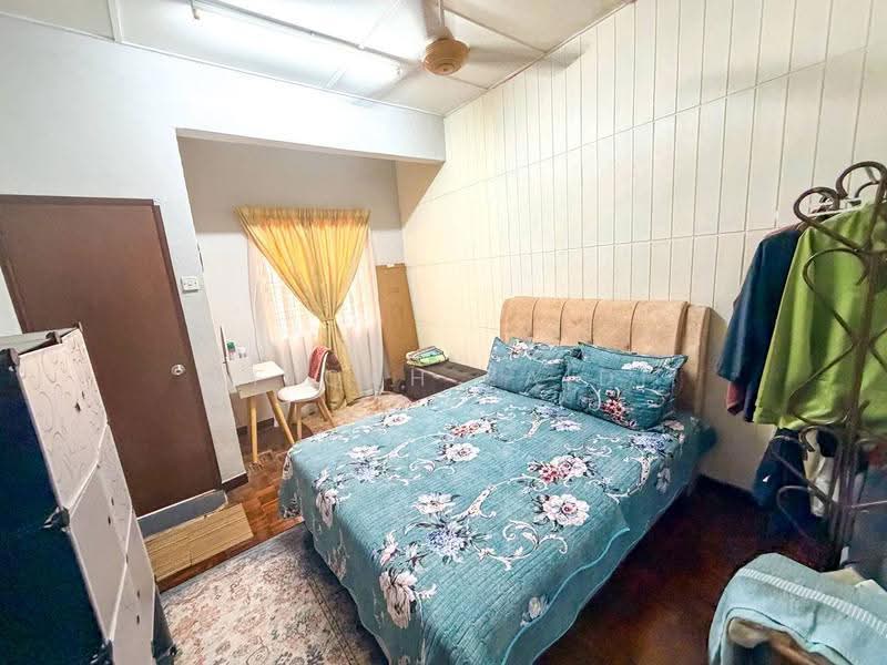 2-storey Terraced House for Sale in Bandar Tun Hussein Onn (Cheras) - Afiqah zaidi - Bedroom - PropertyGuru.com.my