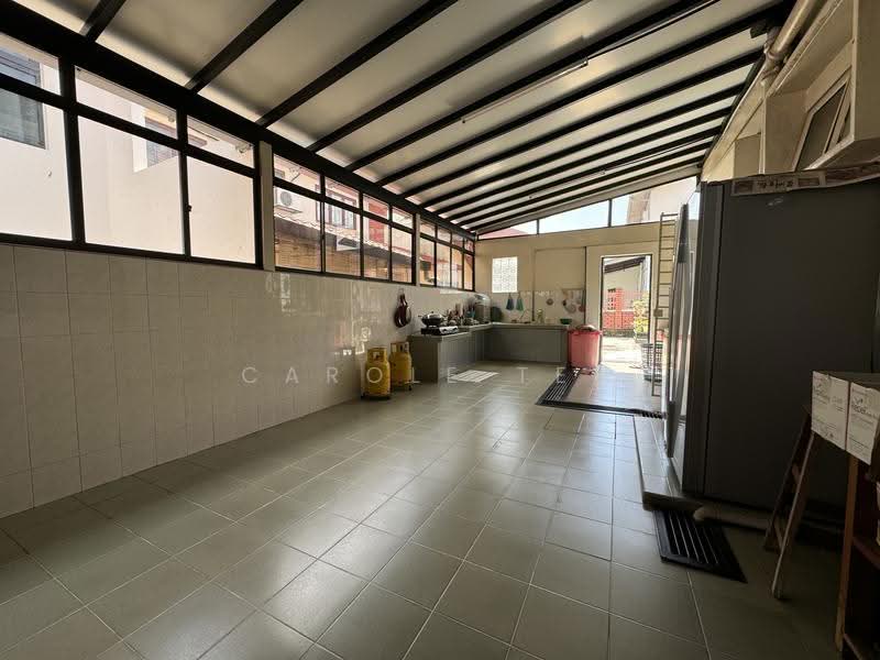 Semi-Detached House for Sale in Taman Overseas Union (Taman Oug) (Jalan Klang Lama (Old Klang Road)) - Carole Teh - Kitchen - PropertyGuru.com.my