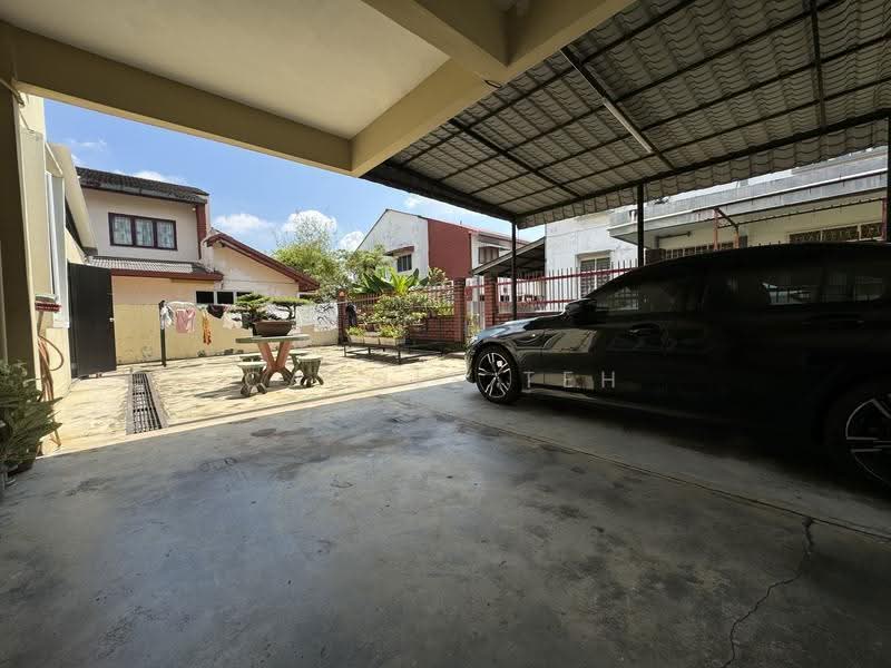 Semi-Detached House for Sale in Taman Overseas Union (Taman Oug) (Jalan Klang Lama (Old Klang Road)) - Carole Teh - Exterior - PropertyGuru.com.my