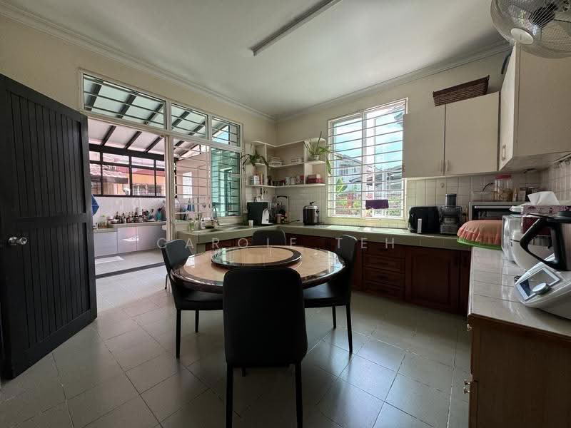 Semi-Detached House for Sale in Taman Overseas Union (Taman Oug) (Jalan Klang Lama (Old Klang Road)) - Carole Teh - Kitchen - PropertyGuru.com.my