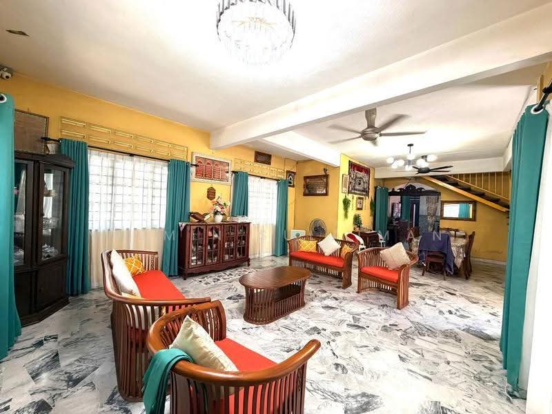 Bungalow House untuk Dijual di Segambut (Kuala Lumpur) - Yasmin Sulaiman - Living Room - PropertyGuru.com.my