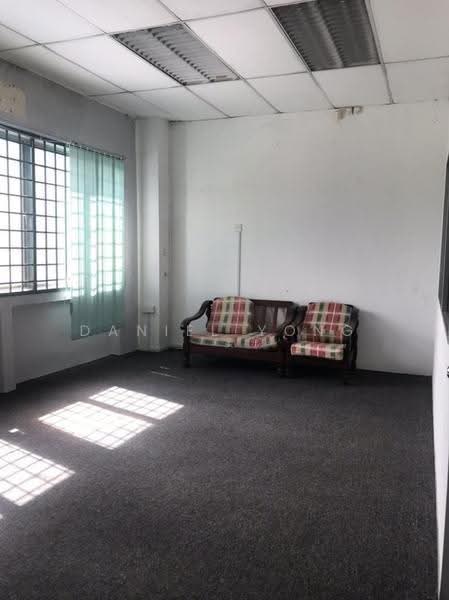 Shop / Office for Rent in Taman Mount Austin (Tebrau) - Daniel Yong - Living Room - PropertyGuru.com.my