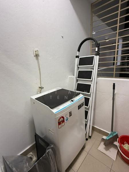 Kediaman Servis untuk Disewa di Amaya Maluri - Wai Ann Teng - Balcony - PropertyGuru.com.my