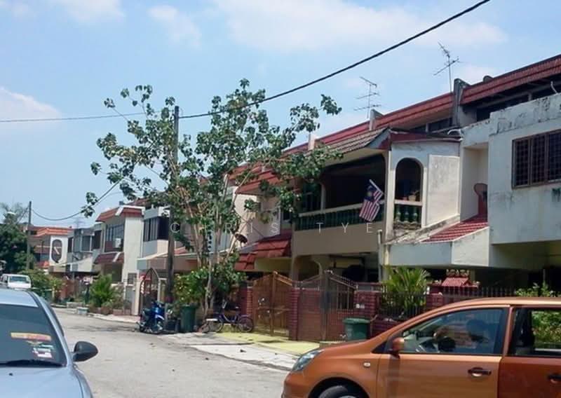 2-storey Terraced House for Sale in Taman Wahyu (Batu Caves) - Chris Tye - Exterior - PropertyGuru.com.my