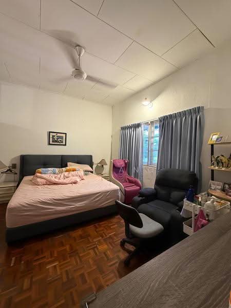 2-storey Terraced House for Sale in Farlim (Ayer Itam) - Li Fang - Bedroom - PropertyGuru.com.my
