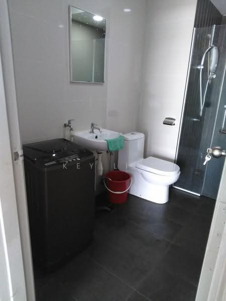 Service Residence for Sale at Boulevard 51 - Key Ling - Bathroom - PropertyGuru.com.my