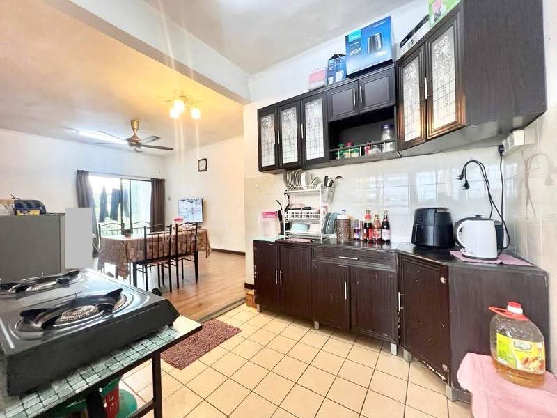 Apartment for Sale at Pangsapuri Subang Impian - Maya Myra - Kitchen - PropertyGuru.com.my