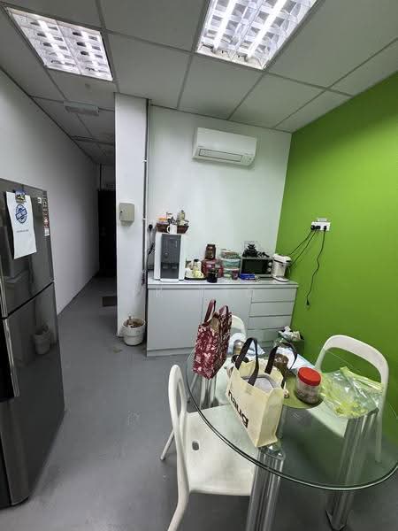 Shop / Office untuk Disewa di Taman Molek (Johor Bahru) - PK Teo - Kitchen - PropertyGuru.com.my