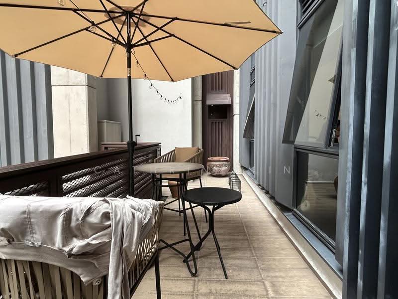 Kediaman Servis untuk Disewa di Arcoris Residences - Cathrine Lin - Balcony - PropertyGuru.com.my