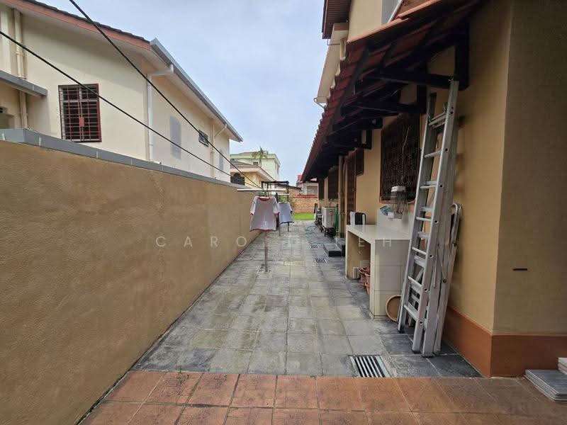 Bungalow House untuk Dijual di Taman Overseas Union (Taman Oug) (Jalan Klang Lama (Old Klang Road)) - Carole Teh - Exterior - PropertyGuru.com.my