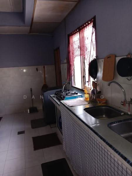 1-storey Terraced House for Sale in Ampang (Selangor) - Daniel Yong - Kitchen - PropertyGuru.com.my