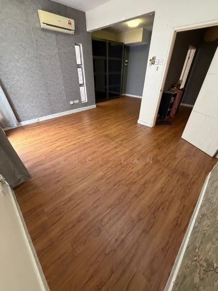Townhouse for Sale in Jalan Ipoh (Kuala Lumpur) - Suki Tan - Living Room - PropertyGuru.com.my