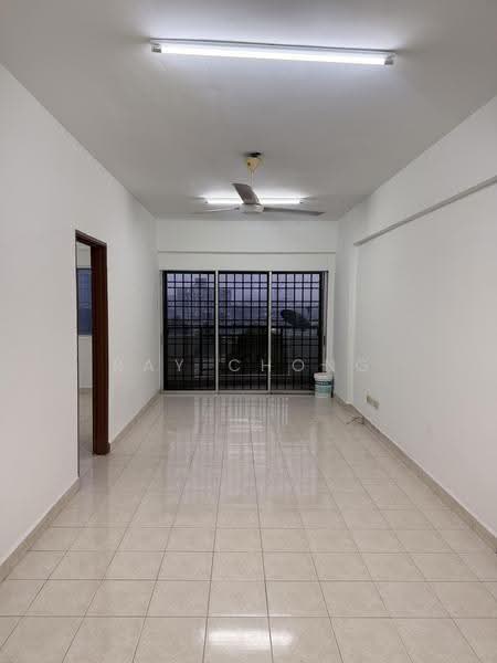 Pangsapuri untuk Disewa di Sri Gotong Apartment - Ray Chong - Living Room - PropertyGuru.com.my