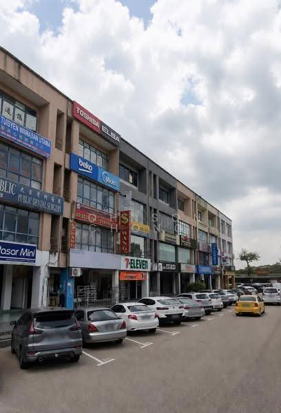 Kedai untuk Disewa di Bandar Baru Permas Jaya (Permas Jaya) - Johnson Chong - Exterior - PropertyGuru.com.my