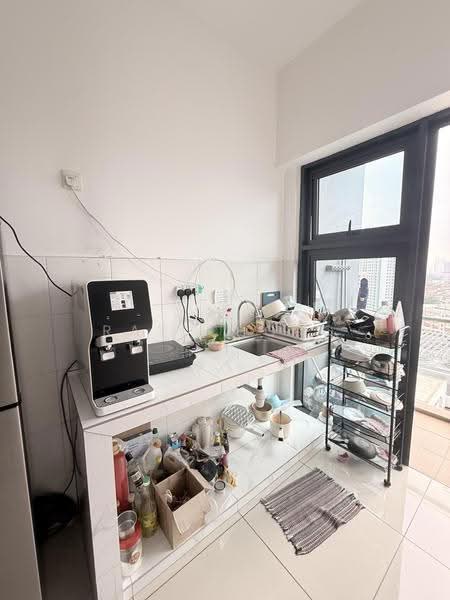 Kediaman Servis untuk Disewa di Pacific Star (Service Residence) - Ray Chong - Kitchen - PropertyGuru.com.my