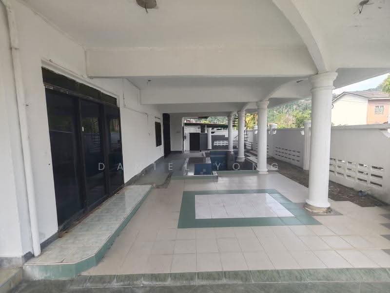 2-storey Terraced House for Sale in Taman Bukit Perdana (Batu Pahat) - Daniel Yong - Exterior - PropertyGuru.com.my