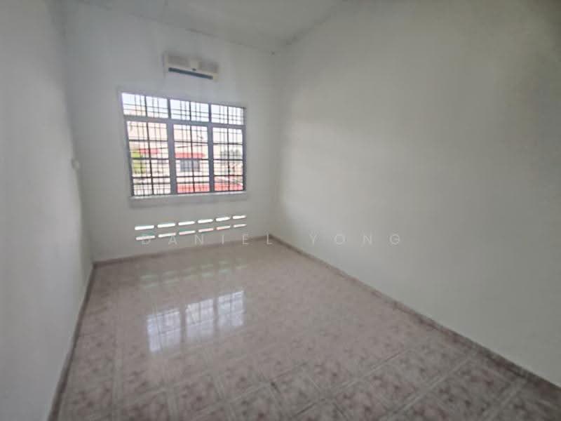 2-storey Terraced House for Sale in Taman Bukit Perdana (Batu Pahat) - Daniel Yong - Interior - PropertyGuru.com.my