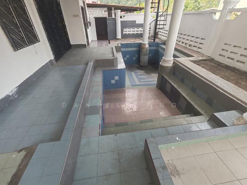 2-storey Terraced House for Sale in Taman Bukit Perdana (Batu Pahat) - Daniel Yong - Exterior - PropertyGuru.com.my