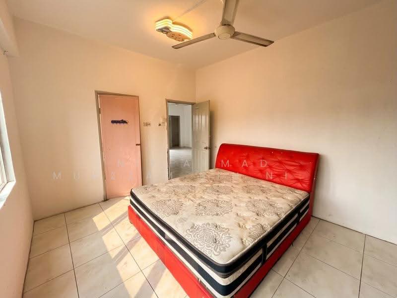 Condominium for Rent at Sri Permata - Nik Ahmad Muazzam Bin Nik Mazlan - Bedroom - PropertyGuru.com.my