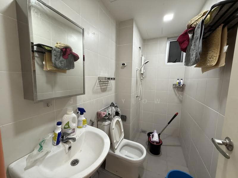 Pangsapuri untuk Disewa di Residensi Seri Wahyu - Jane Yeow - Bathroom - PropertyGuru.com.my