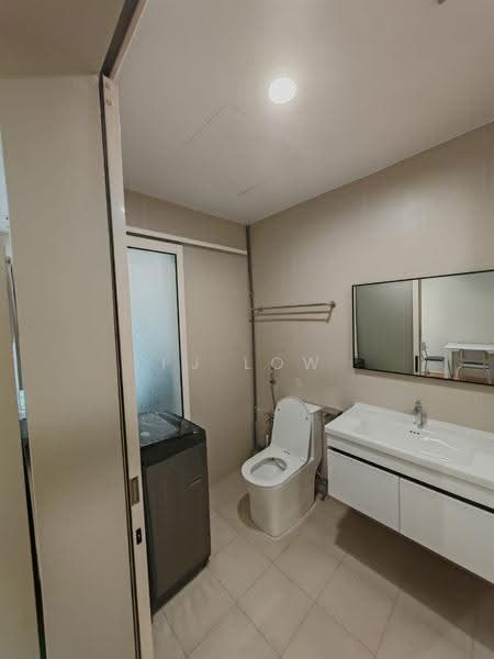 Kediaman Servis untuk Dijual di 231 TR Serviced Suite - PJ Low - Bathroom - PropertyGuru.com.my