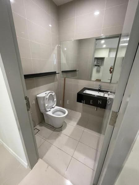 Service Residence for Rent at Sapphire Paradigm - Tammie Heng - Bathroom - PropertyGuru.com.my