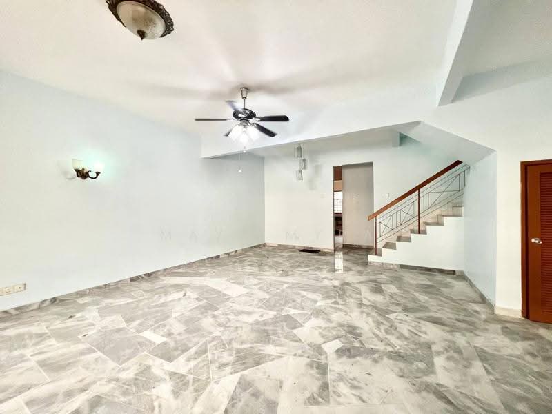Rumah Teres untuk Dijual di Semenyih (Selangor) - Maya Myra - Living Room - PropertyGuru.com.my