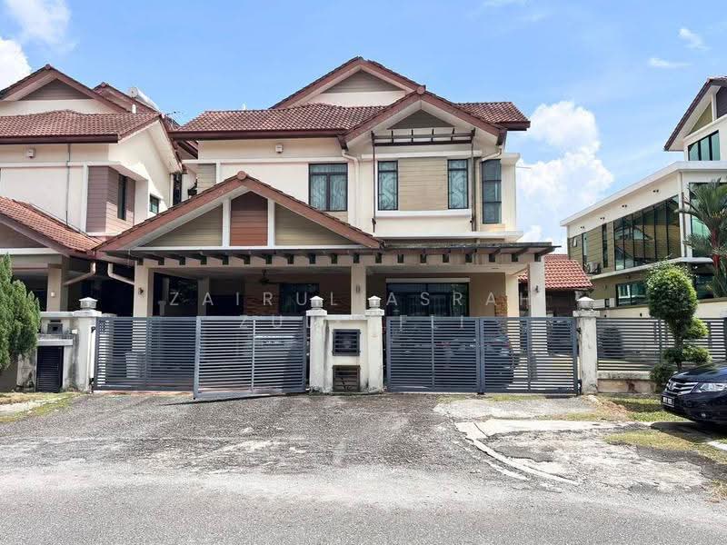 Semi-Detached House for Sale in Bandar Baru Bangi (Selangor) - Zairul Asrah Zulkefli - Exterior - PropertyGuru.com.my