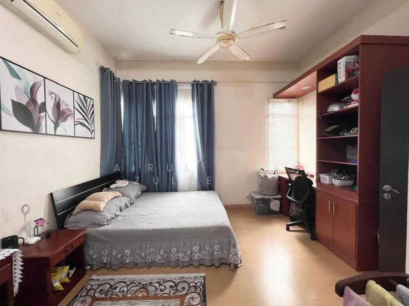 Semi-Detached House for Sale in Bandar Baru Bangi (Selangor) - Zairul Asrah Zulkefli - Bedroom - PropertyGuru.com.my