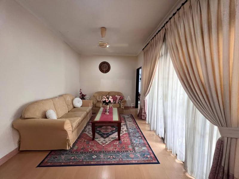 Semi-Detached House for Sale in Bandar Baru Bangi (Selangor) - Zairul Asrah Zulkefli - Living Room - PropertyGuru.com.my