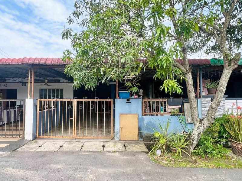 1-storey Terraced House for Sale in Meru (Klang) - Rafedah Binti Abdul Aziz - Exterior - PropertyGuru.com.my